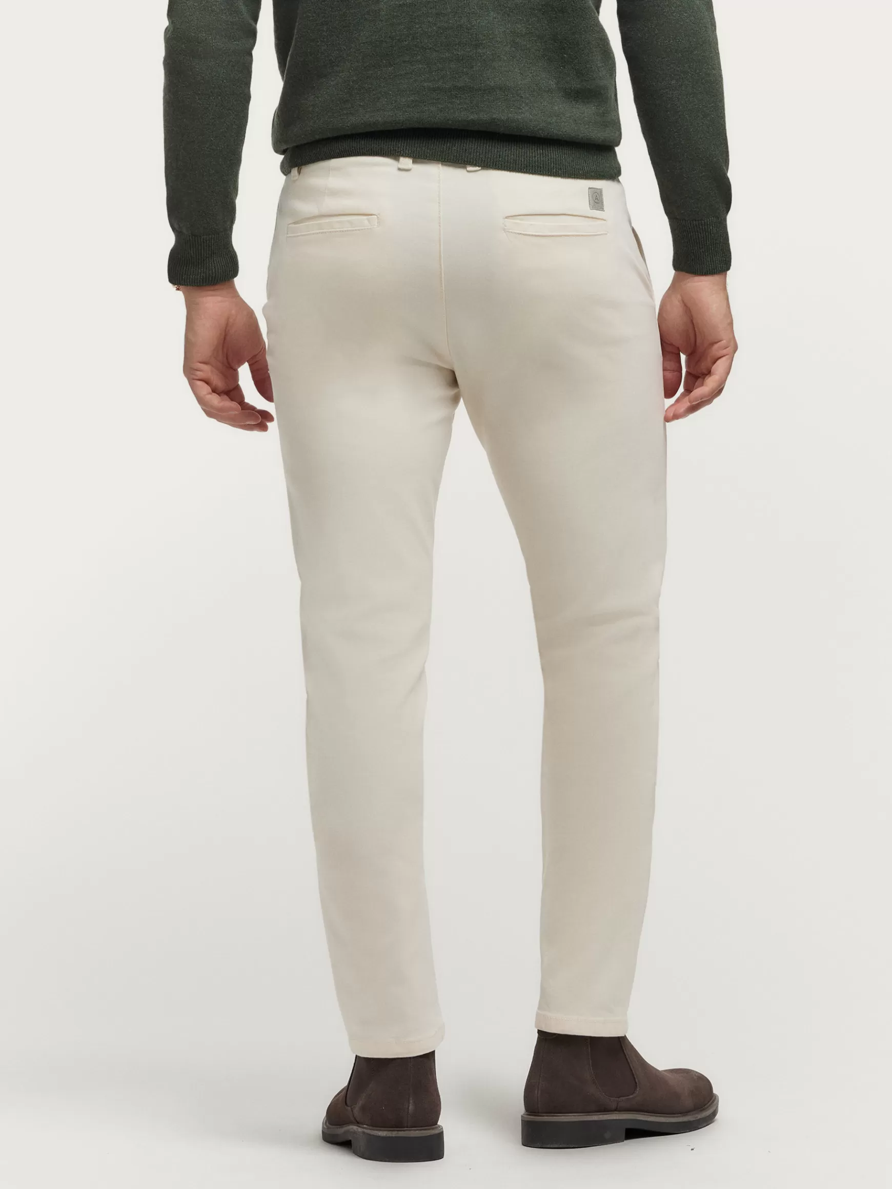 Hombre Alvaro Moreno Chino<PANTALON ELVIS